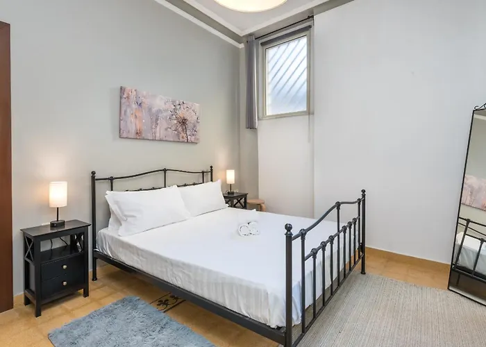 Apartment 2bedroom Con Giardino Privato Al Colosseo Rome