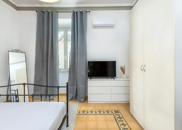 Apartamento 2bedroom Con Giardino Privato Al Colosseo Roma